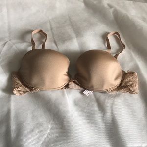 Victoria secret bra never been worn